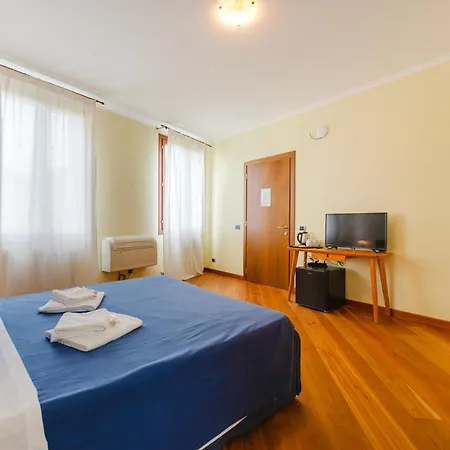 Garden Palace Gasthof 3*