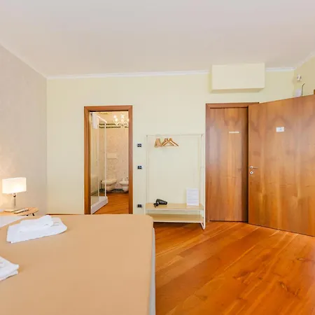 Gasthuis Garden Palace 3*